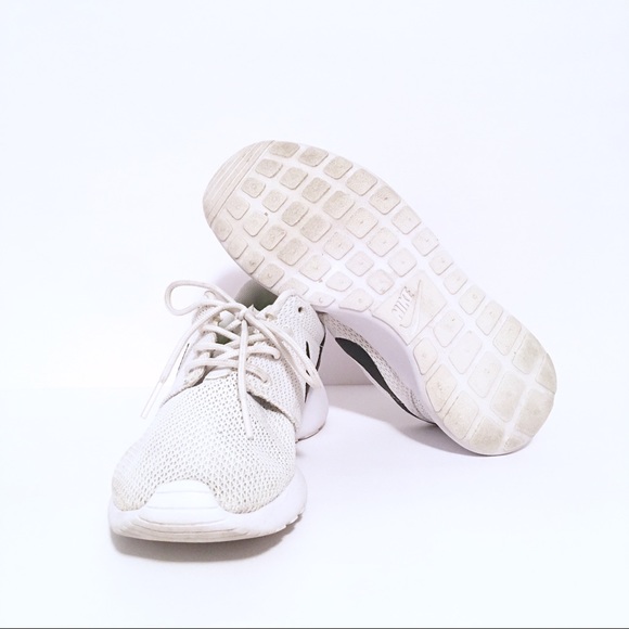 Nike Roshe Run - Picture 3 of 5